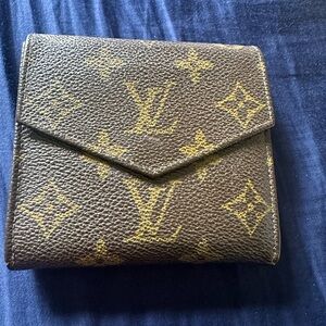 Louis Vuitton Monogram Snap Wallet